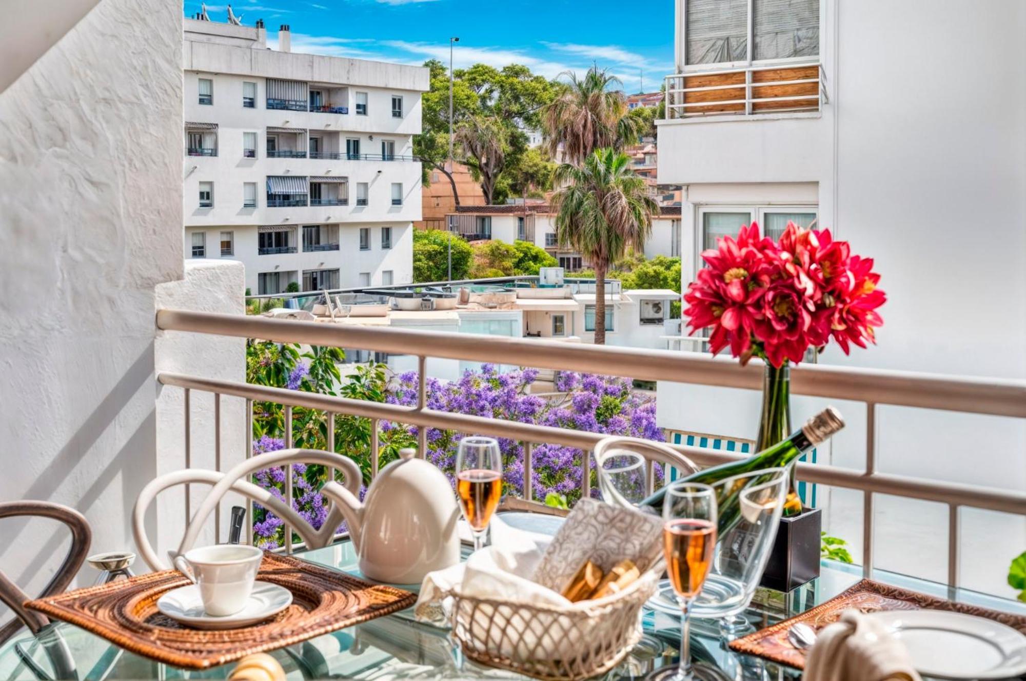 Elegant Marbella Beachside Екстериор снимка
